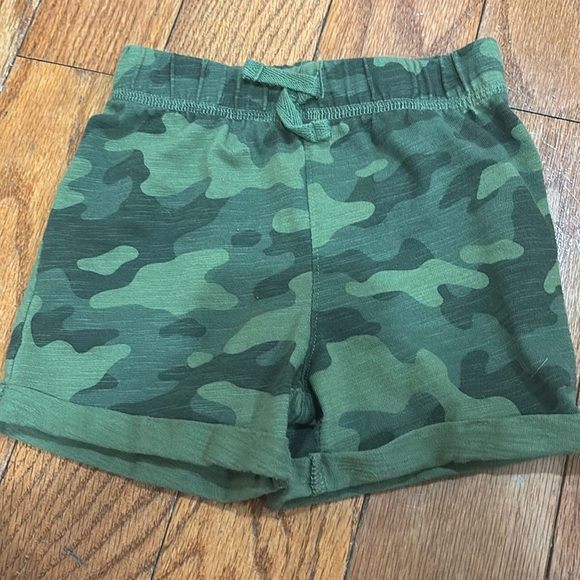 12 months boys green camouflage shorts jumping beans - Picture 1 of 3